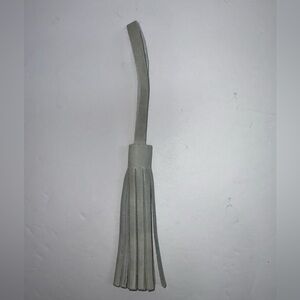 Portland Leather Classic Tassel in Beluga-NEW